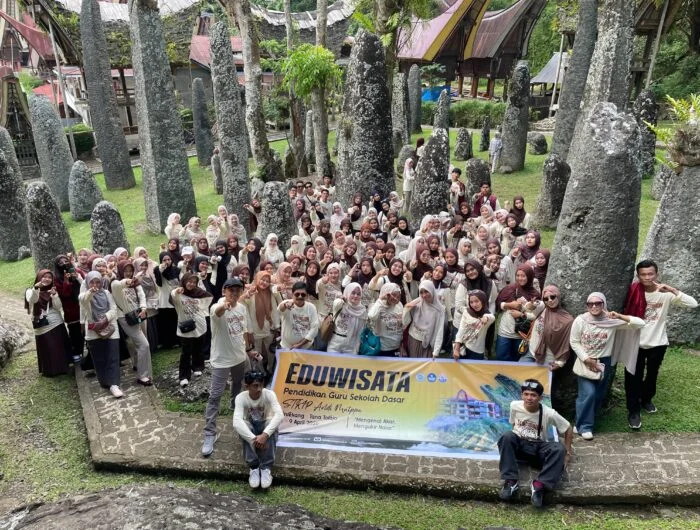 121 Mahasiswa PGSD STKIP Andi Matappa Ikut Eduwisata Enrekang–Toraja
